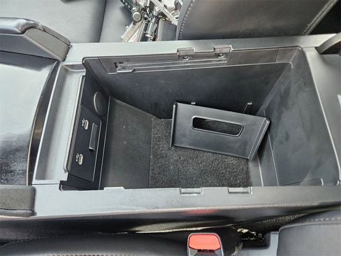 Used 2025 MAZDA MAZDA3 s image 28