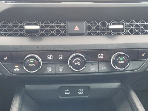 Used 2023 Honda Accord EX image 19