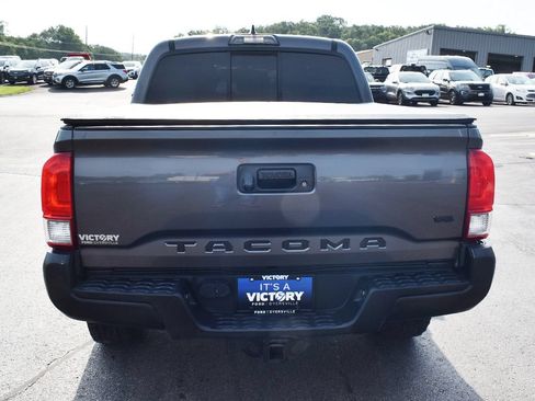 Used 2016 Toyota Tacoma TRD Off-Road w/ Towing Package AWD/4WD image 23