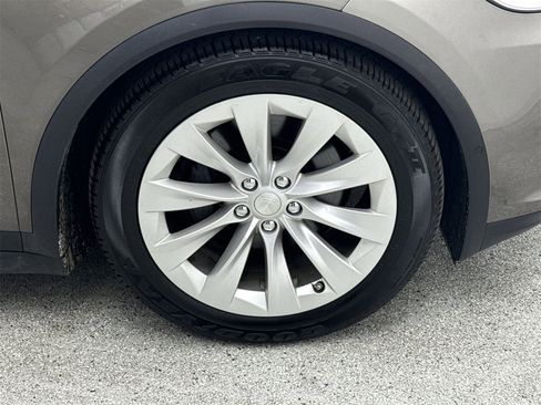 Used 2016 Tesla Model X 90D image 37