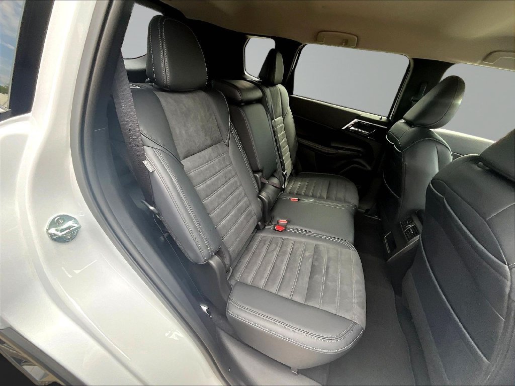 New 2026 Nissan Rogue SL AWD/4WD image 10