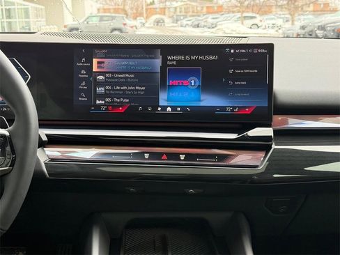 Used 2025 BMW 540i xDrive image 11