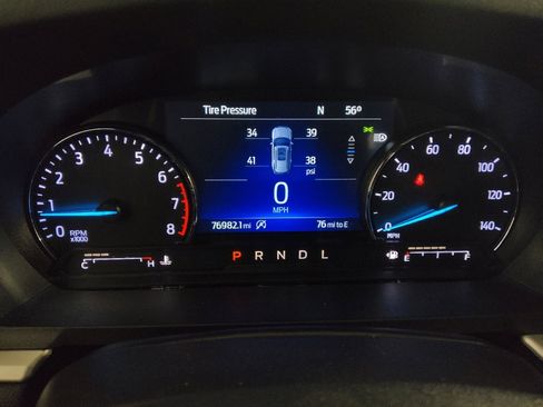 Used 2021 Ford Explorer XLT w/ Equipment Group 202A AWD/4WD image 23