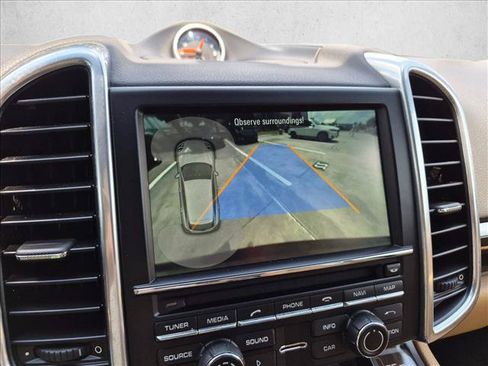 Used 2015 Porsche Cayenne S AWD/4WD image 14