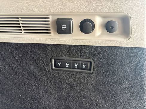 Used 2023 Jeep Grand Wagoneer Series II image 18