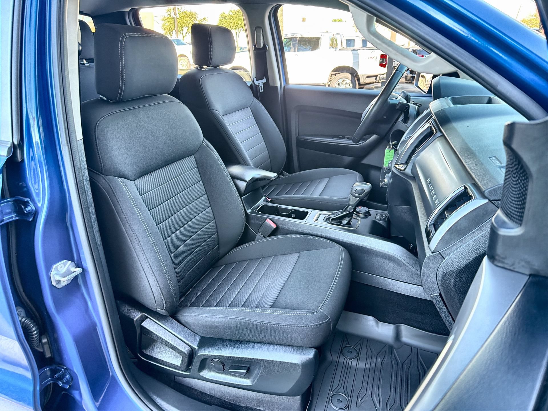 Used 2019 Ford Ranger XLT w/ Equipment Group 302A Luxury AWD/4WD image 23