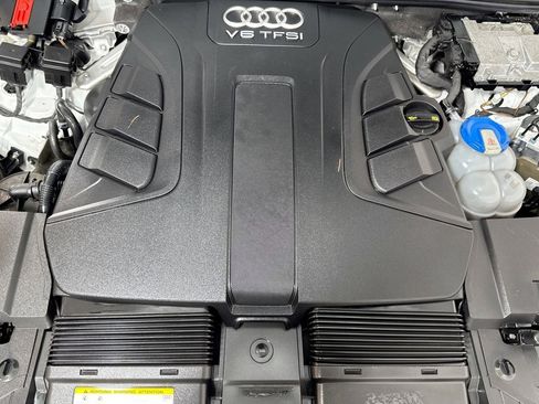 Used 2017 Audi Q7 3.0T Premium image 29