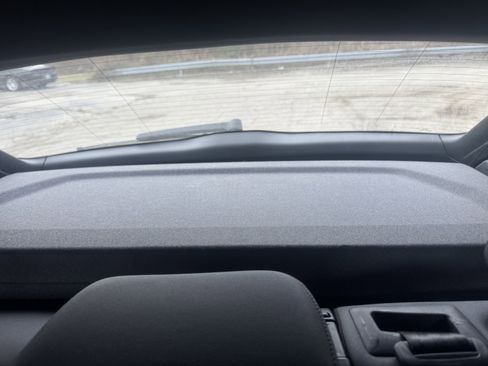 Used 2025 Audi Q3 2.0T Premium image 11