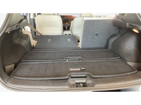 Used 2021 Nissan Rogue Sport SL w/ Premium Package FWD image 31