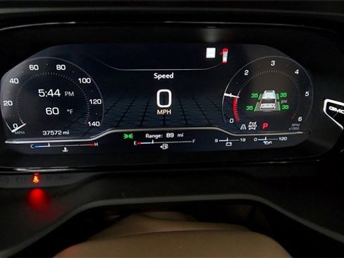 Used 2022 GMC Yukon XL Denali image 15