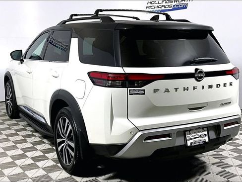 Used 2023 Nissan Pathfinder Platinum w/ Lighting Package (N93) FWD image 8