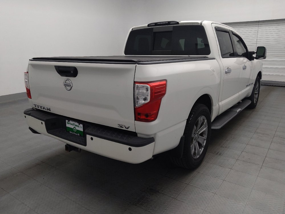 Used 2019 Nissan Titan SV w/ SV Convenience Package RWD image 9