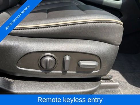 Used 2023 Chevrolet Traverse Premier w/ LPO, Floor Liner Package AWD/4WD image 32