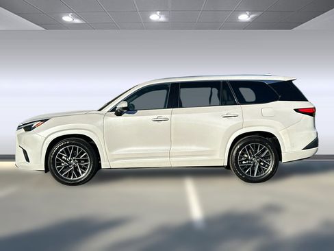 Used 2024 Lexus TX 350 FWD image 2