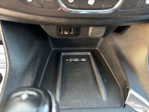 Used 2019 Chevrolet Traverse Premier w/ Redline Edition image 18