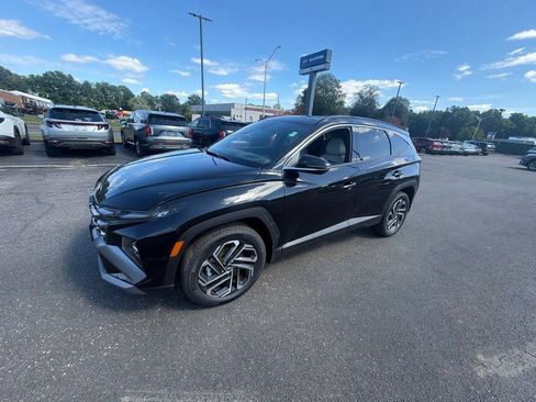 Used 2026 Hyundai Tucson Limited AWD/4WD image 7