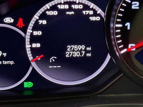 Used 2023 Porsche Cayenne S image 25