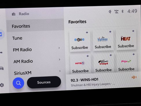 Used 2025 Toyota Camry SE image 31