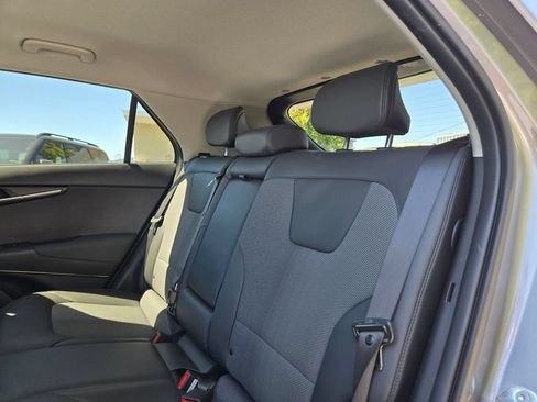 Used 2024 Kia Niro Wind w/ Wind Preserve Package FWD image 17