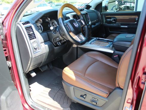 Used 2016 RAM 1500 Laramie Longhorn w/ Convenience Group AWD/4WD image 13
