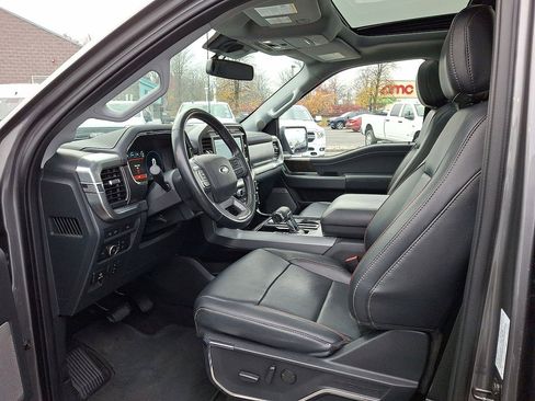 Used 2022 Ford F150 Lariat image 14