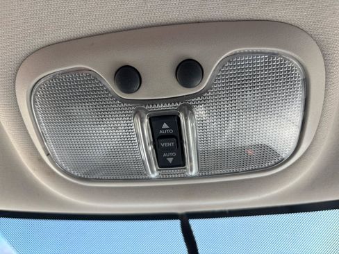 Used 2014 Jeep Patriot High Altitude image 17