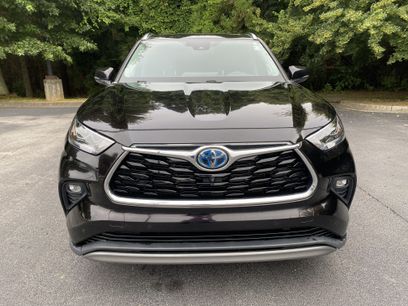 Used 2022 Toyota Highlander Platinum