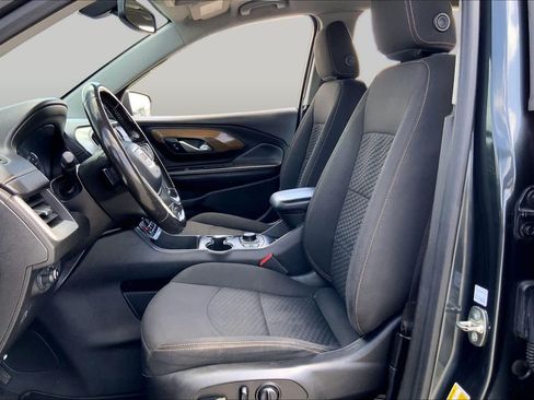 Used 2018 GMC Terrain SLE w/ Driver Convenience Package FWD image 8