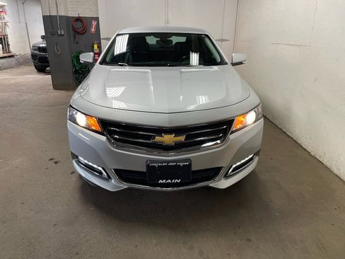 Used 2018 Chevrolet Impala LT w/ LT Leather Package image 5