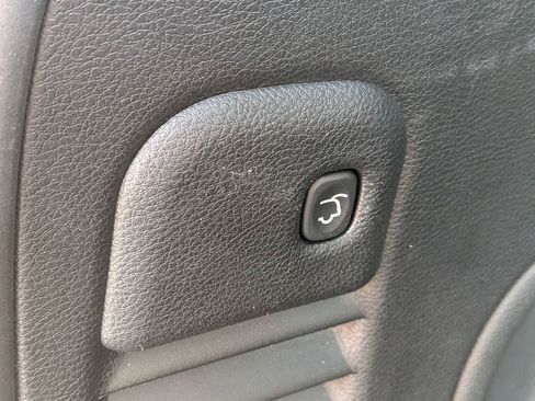 Certified 2022 Jeep Grand Cherokee Laredo E w/ Security & Convenience Group AWD/4WD image 29