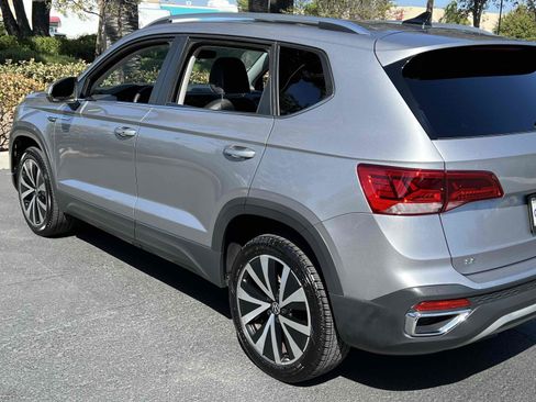 Used 2023 Volkswagen Taos SE FWD image 26