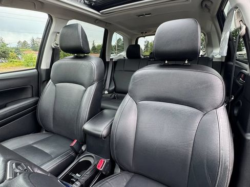 Used 2018 Subaru Forester 2.5i Limited AWD/4WD image 31