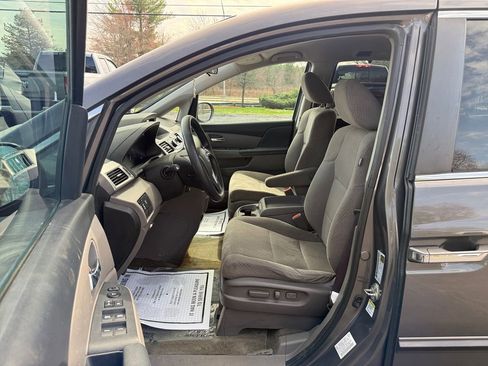 Used 2015 Honda Odyssey EX image 12