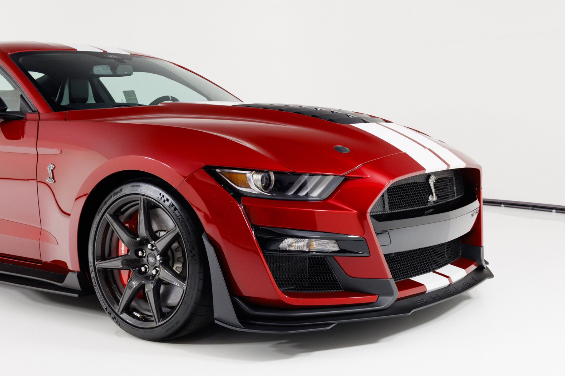 Used 2021 Ford Mustang Shelby GT500 w/ Carbon Fiber Track Pack RWD image 60