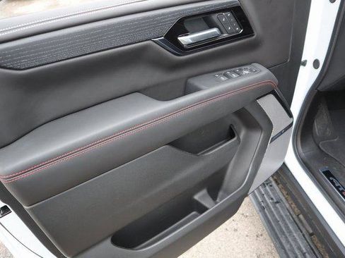 New 2025 GMC Yukon AT4 Ultimate image 24