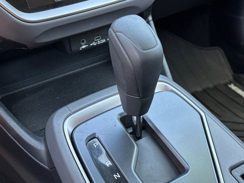 Used 2024 Subaru Crosstrek 2.0i Premium image 19