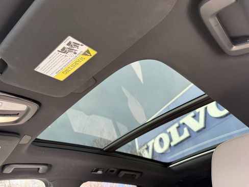 Certified 2025 Volvo XC90 B5 Plus image 10