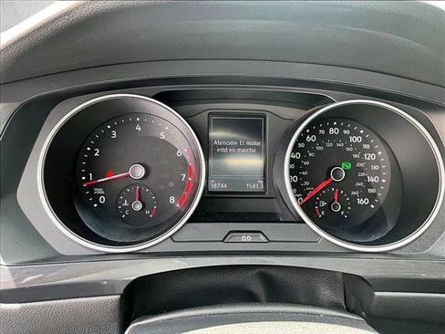 Used 2020 Volkswagen Tiguan SE w/ Panoramic Sunroof Package FWD image 22