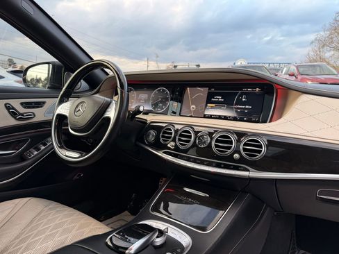 Used 2016 Mercedes-Benz Maybach S 600 image 36