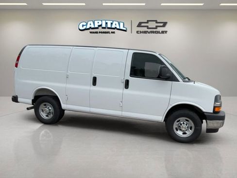 New 2025 Chevrolet Express 2500 Work Van w/ Driver Convenience Package image 6