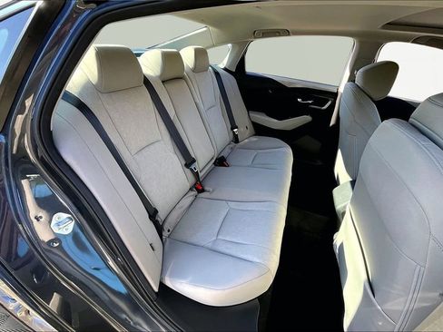 Used 2024 Honda Accord EX image 19