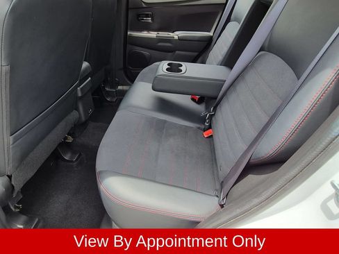 Used 2025 Mitsubishi Outlander Sport SE AWD/4WD image 27