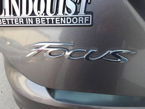 Used 2014 Ford Focus SE FWD image 35