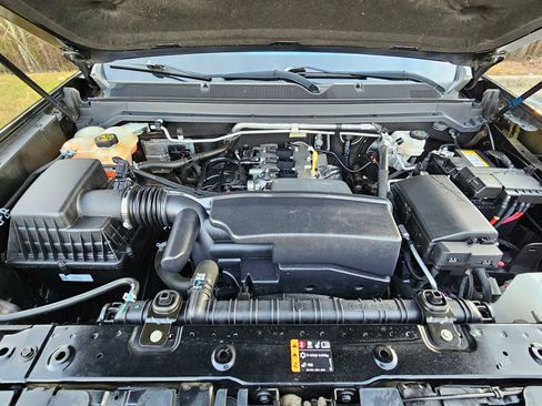 Used 2022 Chevrolet Colorado LT w/ Fleet Safety Package image 29