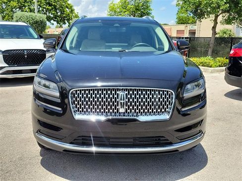 Certified 2023 Lincoln Nautilus Reserve image 2