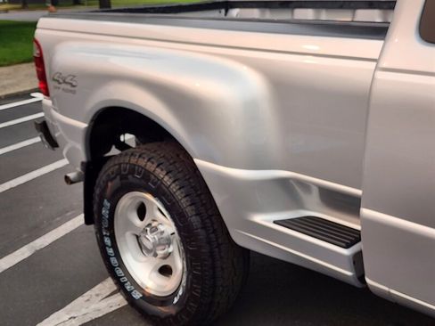 Used 2001 Ford Ranger 4x4 SuperCab image 10