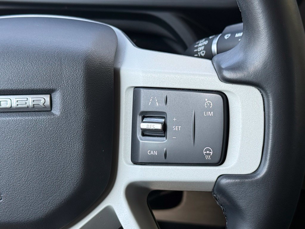 Used 2023 Land Rover Defender 110 S AWD/4WD image 19