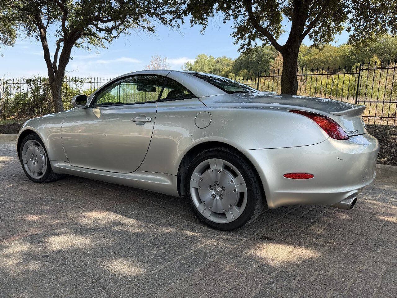 Used 2002 Lexus SC 430 Convertible RWD image 6