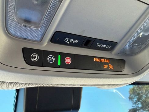 Used 2023 GMC Terrain SLE w/ LPO, Floor Liner Package image 20