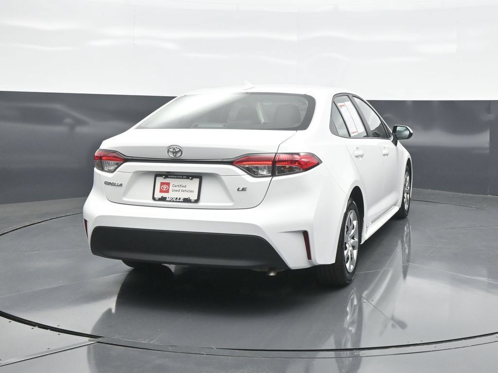 Used 2026 Toyota Corolla LE FWD image 6